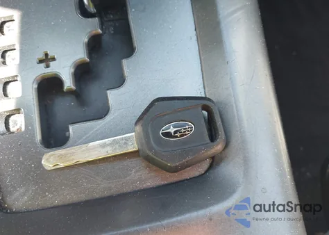 2011 Subaru Forester 2.5X Premium из США, поврежденный, VIN JF2SHADC3BH730695